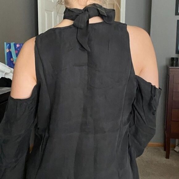 Line & Dot Top Womens Size Small Cupro Cold Shoulder Black Gothic Street - Picture 5 of 14